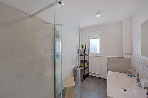 Badezimmer Erdgeschoss - 