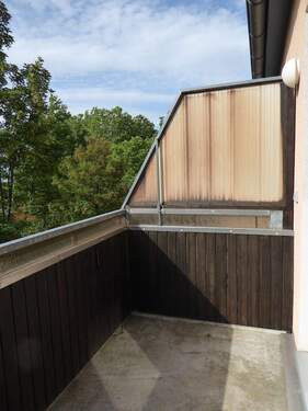 Balkon - 26.02.26-AJ an CS, MB 01.04.26. Der Frühling steht vor der Tür. Hereinspaziert und wohlfühlen.