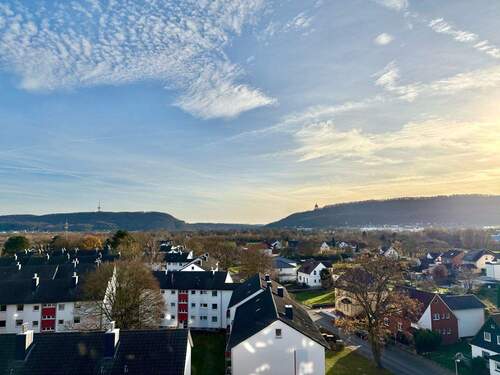 Ausblick vom Balkon durch die 