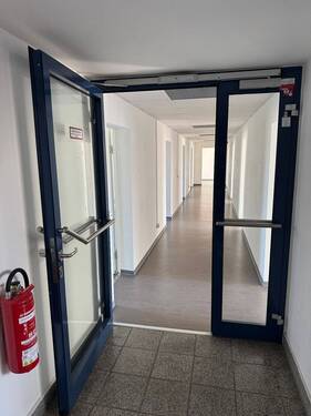 Eingangsbereich 1. OG - Büro mit 420,20 m&sup2; in Chemnitz zur Miete