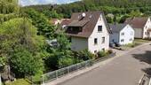 Bild 1 - ++ Exklusive Wohlfühloase an der Wieslauter: Hochwertig modernisiertes Wohnhaus mit Terrassen, Sauna und Ferienhauspotenzial +++