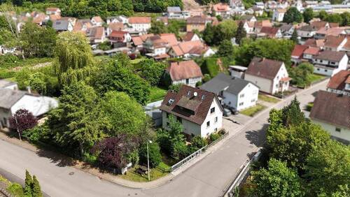 Bild 3 - 6 Zimmer Mehrfamilienhaus, Wohnhaus in Hinterweidenthal