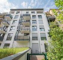 SfKW - Kiez-Appartement mit Parkett, Duschbad, Dach-Balkon und EBK ab 01.01.2026 - Dresden Äußere Neustadt