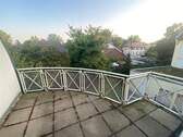 großer Balkon - 