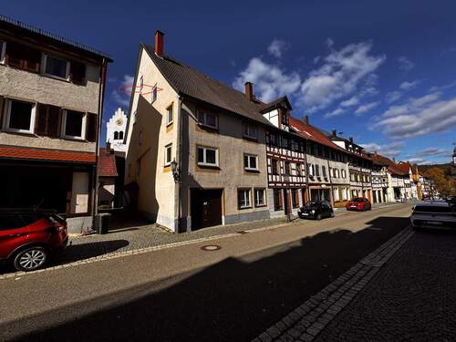 Ansicht - PROVISIONSFREI - Wohnhaus mit Potenzial im historischen Städtle