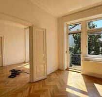 Repräsentative Gewerbefläche in einer stadtbildprägenden Villenliegenschaft - Baden-Baden Innenstadt