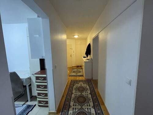 Flur - 3 Zimmer Etagenwohnung in Ludwigshafen