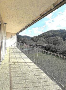 SYSN3412.JPG - Frei ab sofort 3-Zimmerwohnung im Erdgeschoss im 3 Familienhaus mit überdachtem Balkon