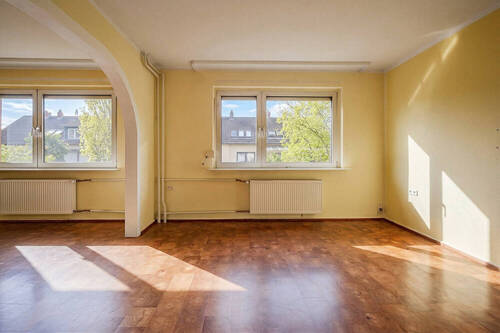 Wohnzimmer OG - Mehrfamilienhaus, Wohnhaus mit 152,00 m&sup2; in Mainz zum Kaufen