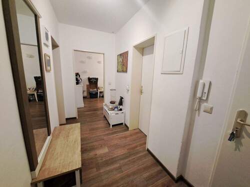 Flur.jpg - Etagenwohnung mit 65,00 m&sup2; in Bremerhaven zur Miete