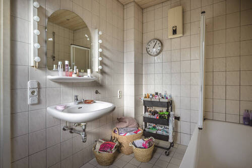 Badezimmer Obergeschoss (2) - 