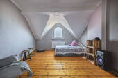 Schlafzimmer 2 Dachgeschoss (2) - 