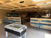 Kickerkasten, elektr. Dart, Sitzgelegenheiten - 