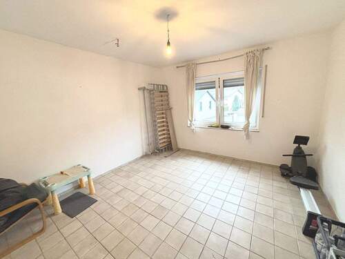 Schlafzimmer - 4 Zimmer Etagenwohnung in Langsur