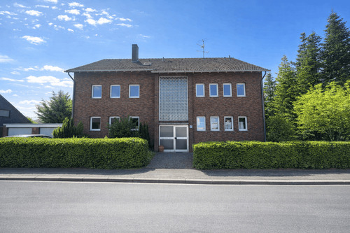 Vorderansicht - Gemeinsam leben, individuell wohnen - Mehrgenerationenhaus mit Erbbaurecht in ruhiger Lage