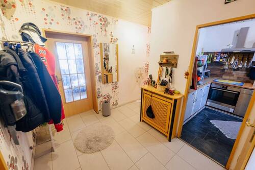 Eingang - 4 Zimmer Etagenwohnung in Bielefeld / Senne