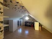 Schlafzimmer mit Ankleide - 