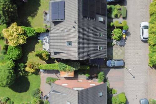 Luftbild Haus und Grundstück - 