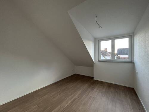 Schlafzimmer - 2 Zimmer Etagenwohnung in Gundelsheim / Höchstberg