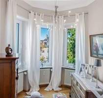 Stilvolle Altbauwohnung mit Südwestbalkon in Premiumlage am Annaberg - Baden-Baden Innenstadt