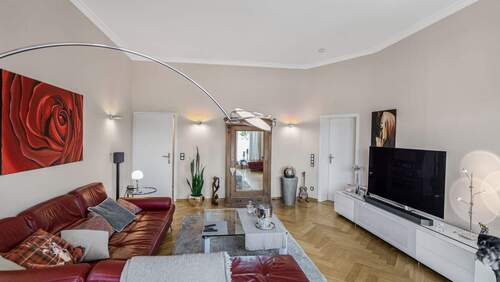 Wohnzimmer - 3 Zimmer Etagenwohnung in Baden-Baden