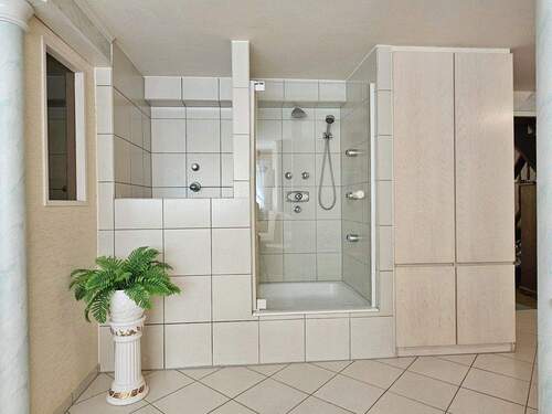 KG-Wellness_Dusche-Tauchbecken - 