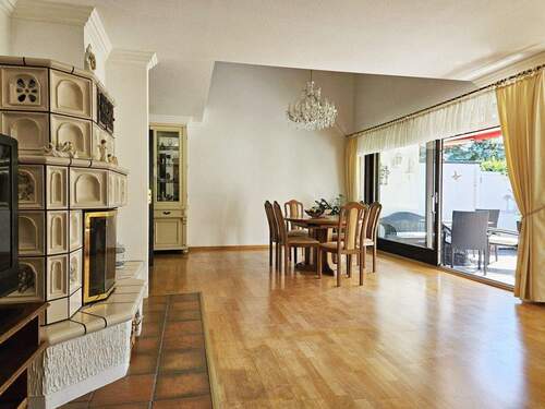 EG-Wohn-Esszimmer_b - Doppelhaushälfte mit 154,00 m&sup2; in Nürnberg zum Kaufen