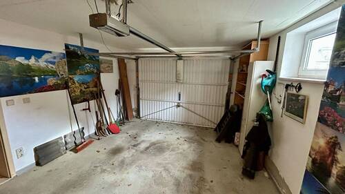 Garage im Untergeschoss - 