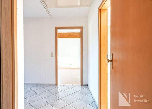 Flur - Etagenwohnung mit 44,00 m² in Lüneburg zum Kaufen