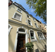 Helle 2 Zimmer Wohnung mit Einbauküche und großem Balkon fußläufig zur Berger Straße - Frankfurt am Main Bornheim