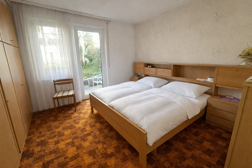 Schlafzimmer EG - 