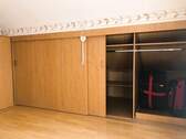 Schrank in Dachschräge - 