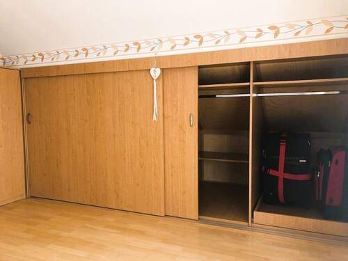 Schrank in Dachschräge - 