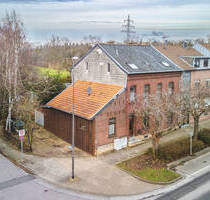 Eilendorf! Großes, modernisierungsbedürftiges 2-Familienhaus mit Garage und mehreren Stellplätzen - Aachen