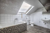 Badezimmer Dachgeschoss - 