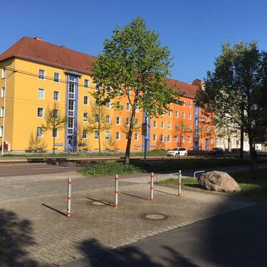Titelbild - Helle 3-Raumwohnung mit Balkon und Dusche
