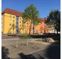 Helle 3-Raumwohnung mit Balkon und Dusche - Halle Lutherplatz