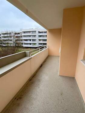 Balkon - Etagenwohnung mit 57,00 m&sup2; in Fürstenfeldbruck zum Kaufen