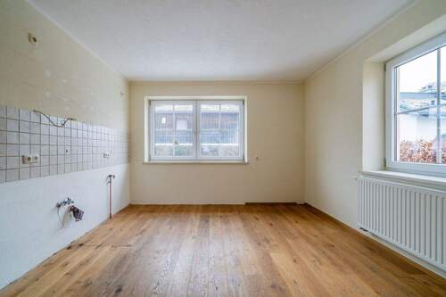 Küche - 4 Zimmer Einfamilienhaus in Fuchstal / Leeder