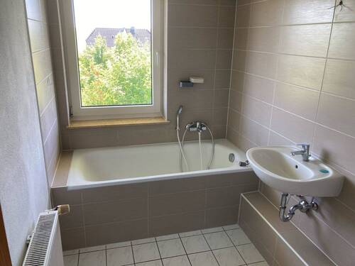 Badezimmer - Hier lässt es sich Wohnen! 3-Zimmer-Wohnung mit Balkon!