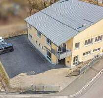 Gastro-Produktion, Eventsaal & Wohnen vereint - vielseitiges Gewerbeobjekt mit sofortigem Cashflow! - Langenzenn