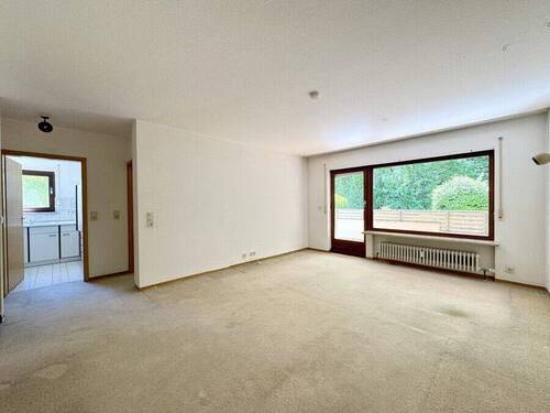 Wohnzimmer - Etagenwohnung mit 64,00 m&sup2; in Freiberg a. N. zum Kaufen