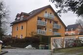 aktuelle Außen Ansicht - 4 Zimmer Etagenwohnung in Zell