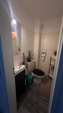 Badezimmer2 - 4 Zimmer Etagenwohnung zum Kaufen in Bergkamen