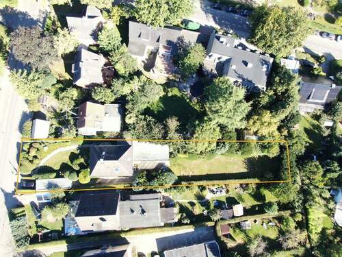 Draufsicht Grundstück - 8 Zimmer Einfamilienhaus zum Kaufen in Pinneberg