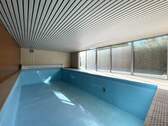 Schwimmbad - 