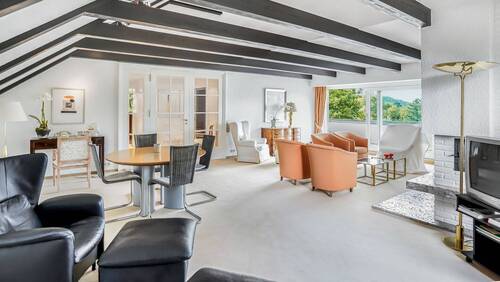 Wohnraum - 4 Zimmer Etagenwohnung zum Kaufen in Baden-Baden