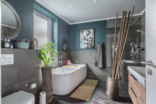 Bad im EG - Reihenmittelhaus mit 185,00 m&sup2; in Eschweiler zum Kaufen