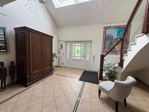 4.jpg - Einfamilienhaus mit 469,00 m&sup2; in Köln zum Kaufen