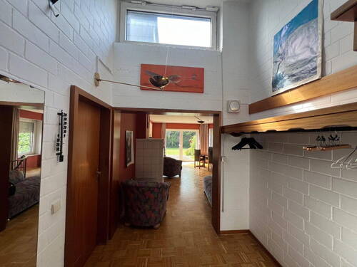 Eingangsdiele mit Sheddach - 1 Zimmer Einfamilienhaus zum Kaufen in Marl